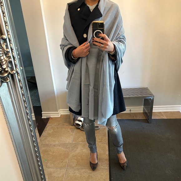 Ice blue/gray 100 percent wool big wrap for women - Picture 6 of 13